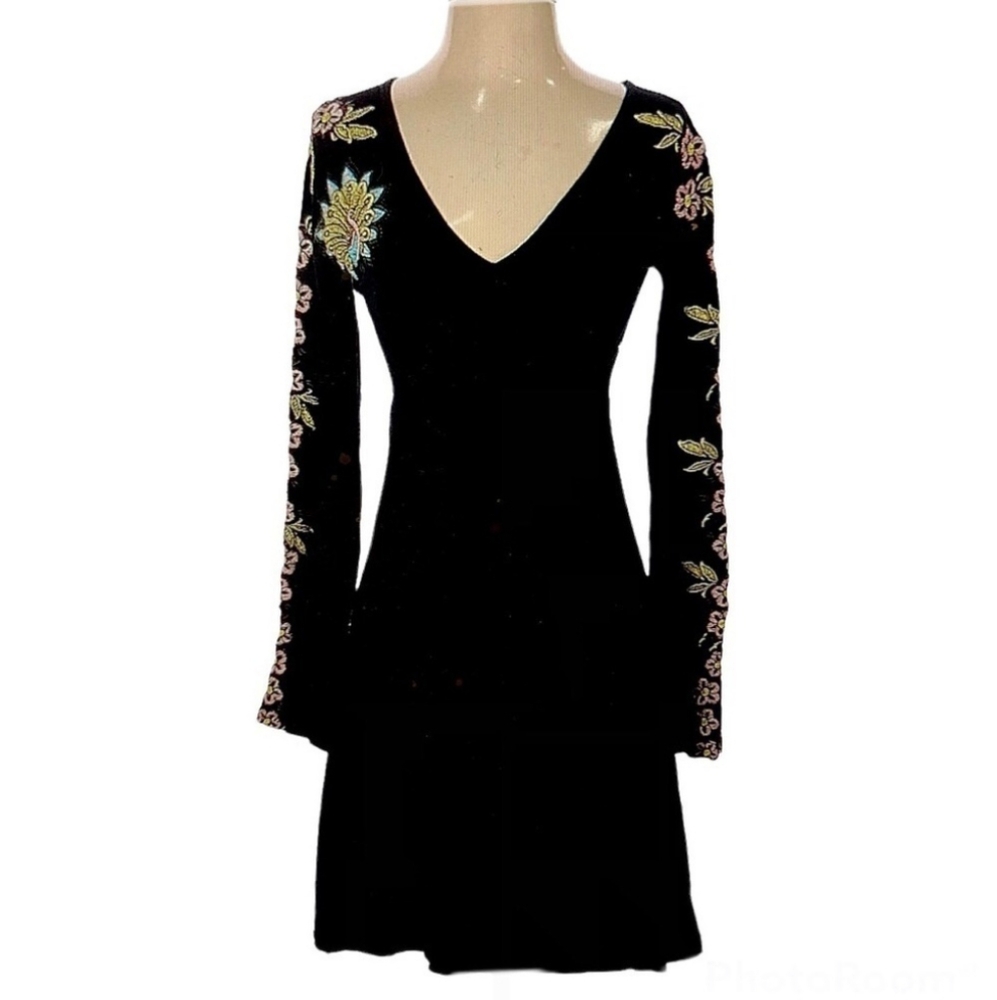 Johnny Was Floral Peacock Embroidered Dress Black Bell Sleeve Cotton Size XS